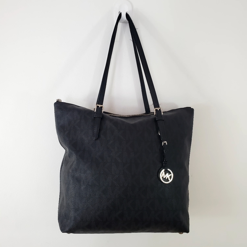 Michael Kors Jet Set Travel Carry On Bag Purse Shoulder Duster